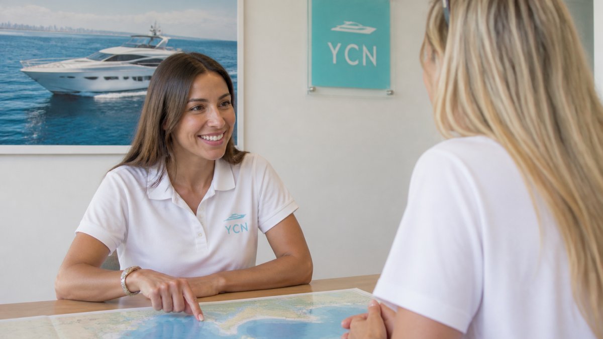 Benefits of Hiring a Local Yacht Charter Expert