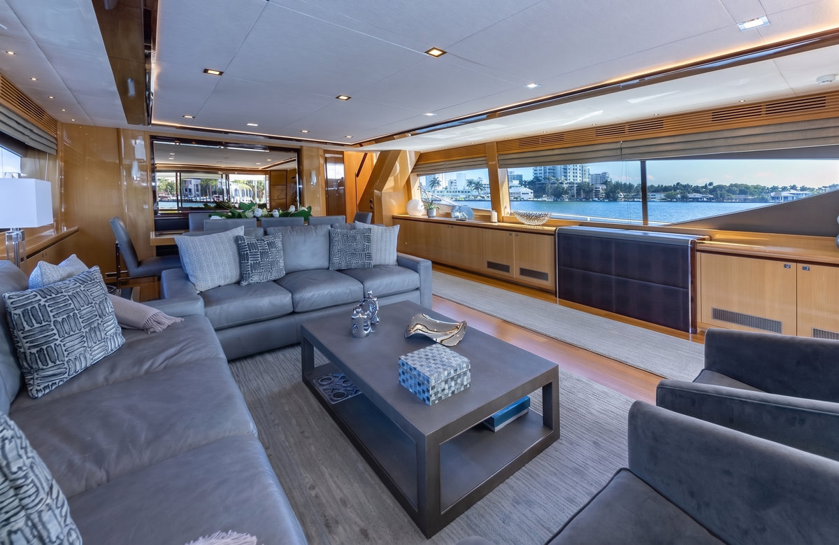 100ft Princess | No Curfew