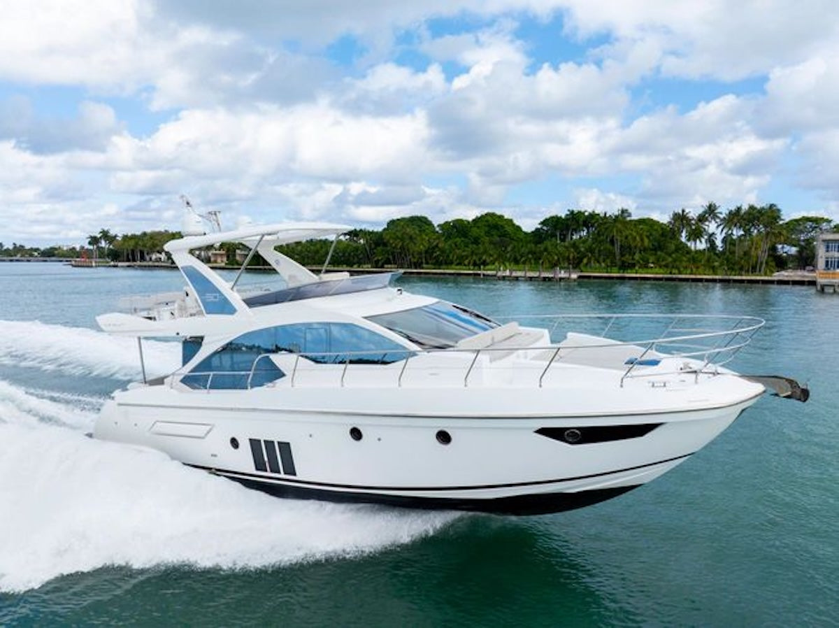 50ft Azimut | Kilauea