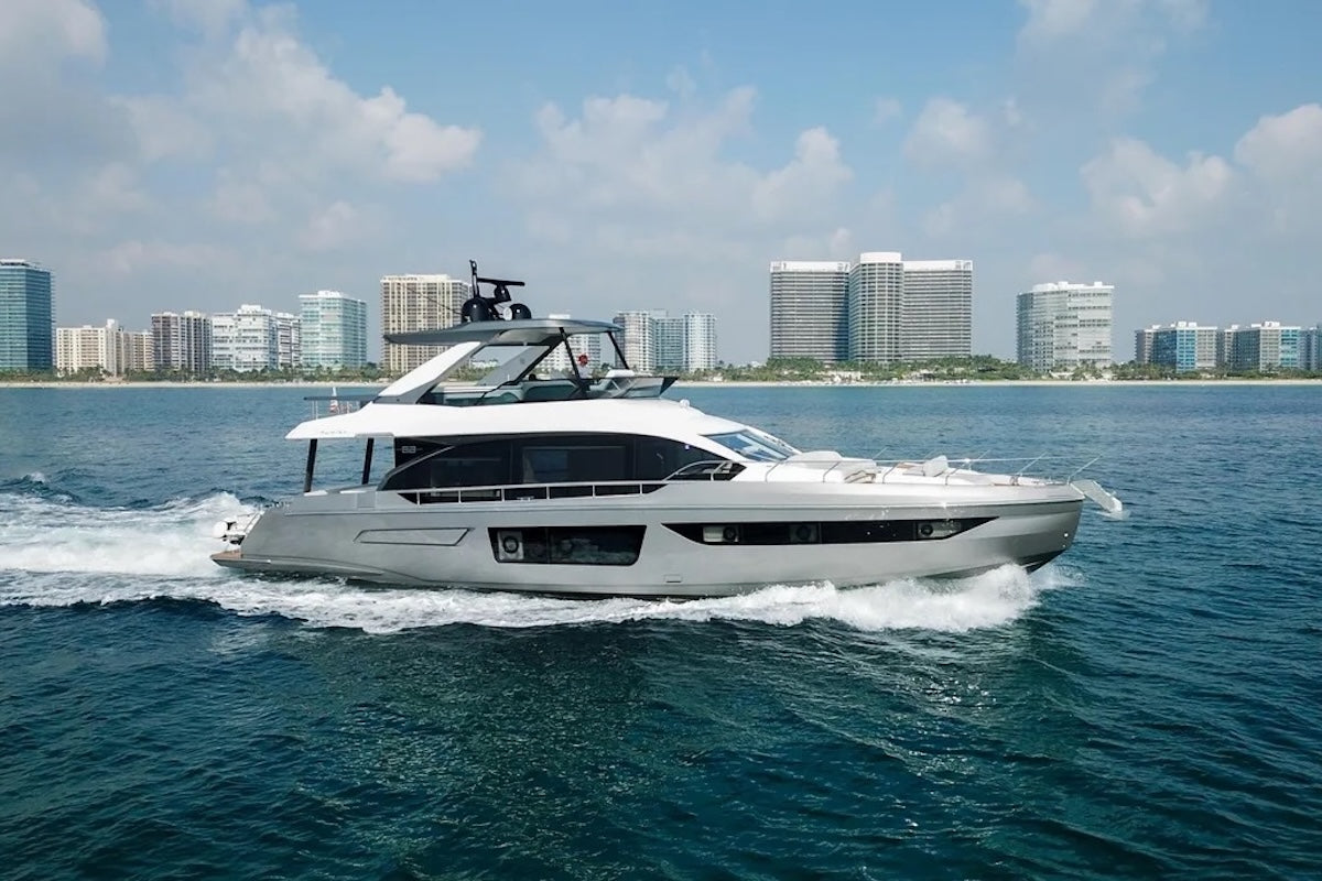 70ft Azimut | Spysea