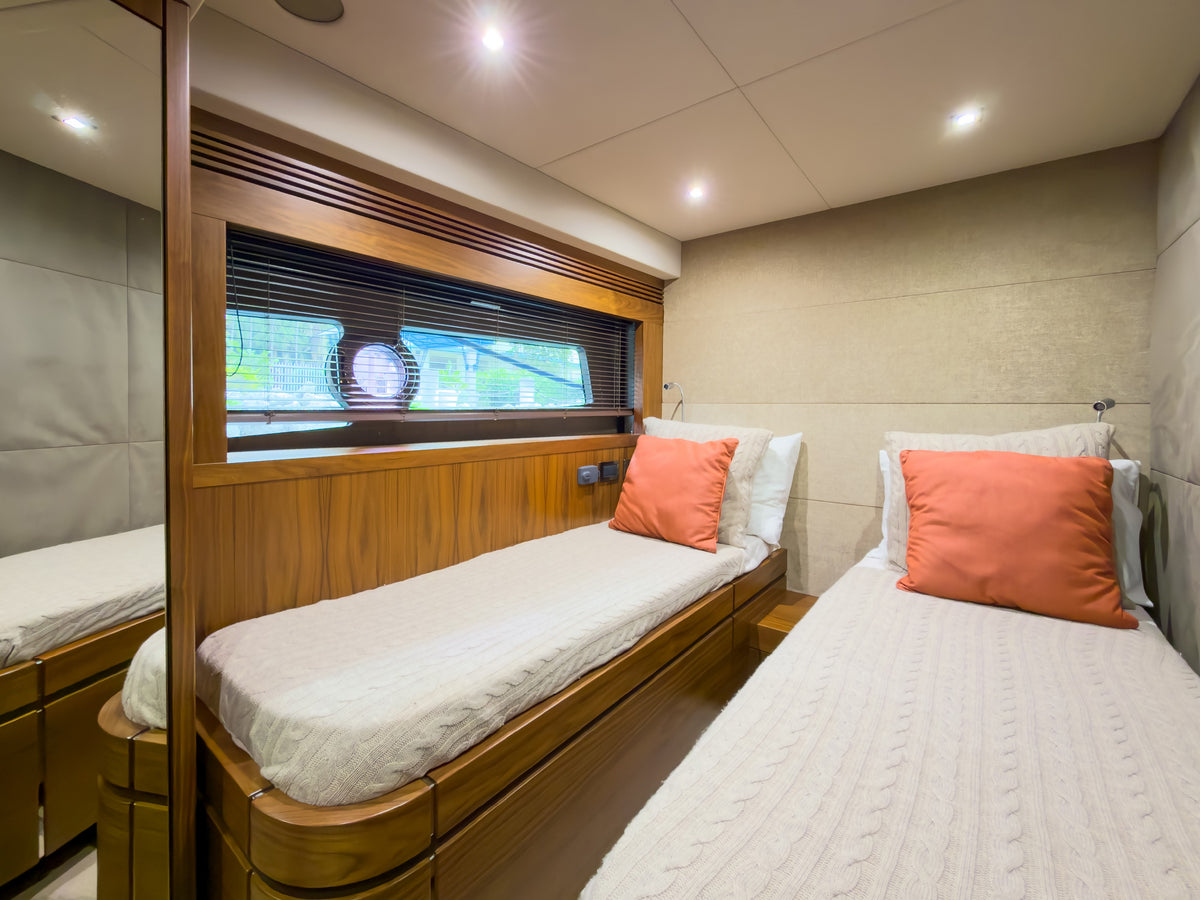 Twin guest cabin aboard the 80ft Sunseeker START ME UP
