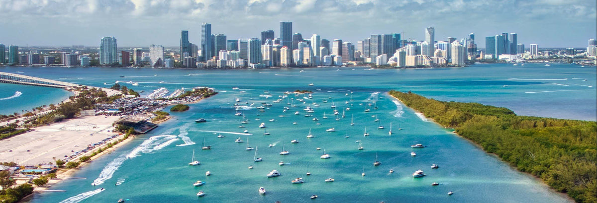 Miami Yacht Charter Guide: Best Routes, Stops & Experiences