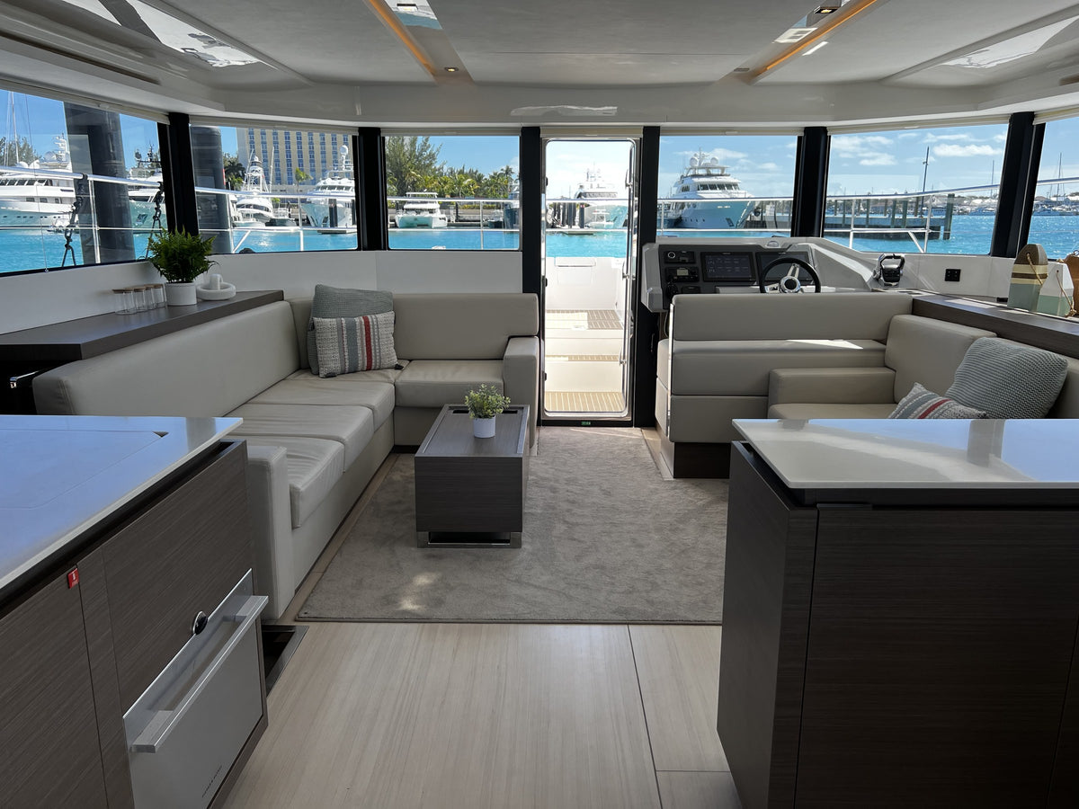 Catamarán a motor Leopard de 53 pies | BruSea