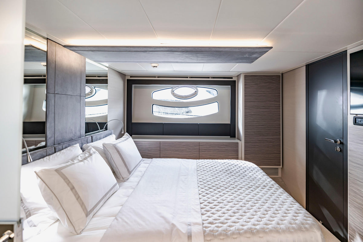 62ft Pershing | Sea Suite