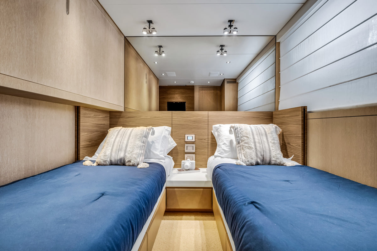 Twin stateroom aboard ASTONISH, two single berths with en-suite access