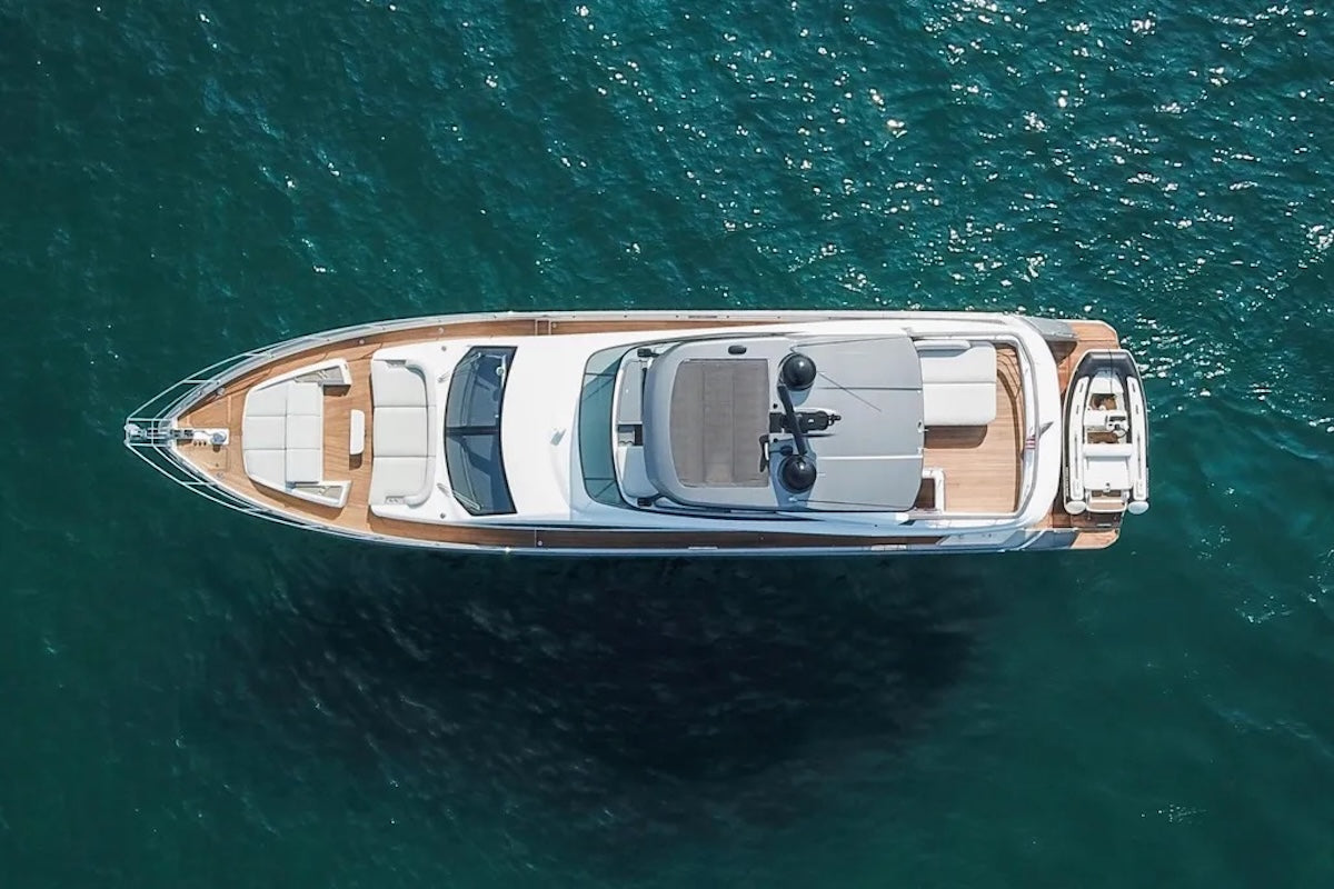Azimut 70 pieds | Spysea