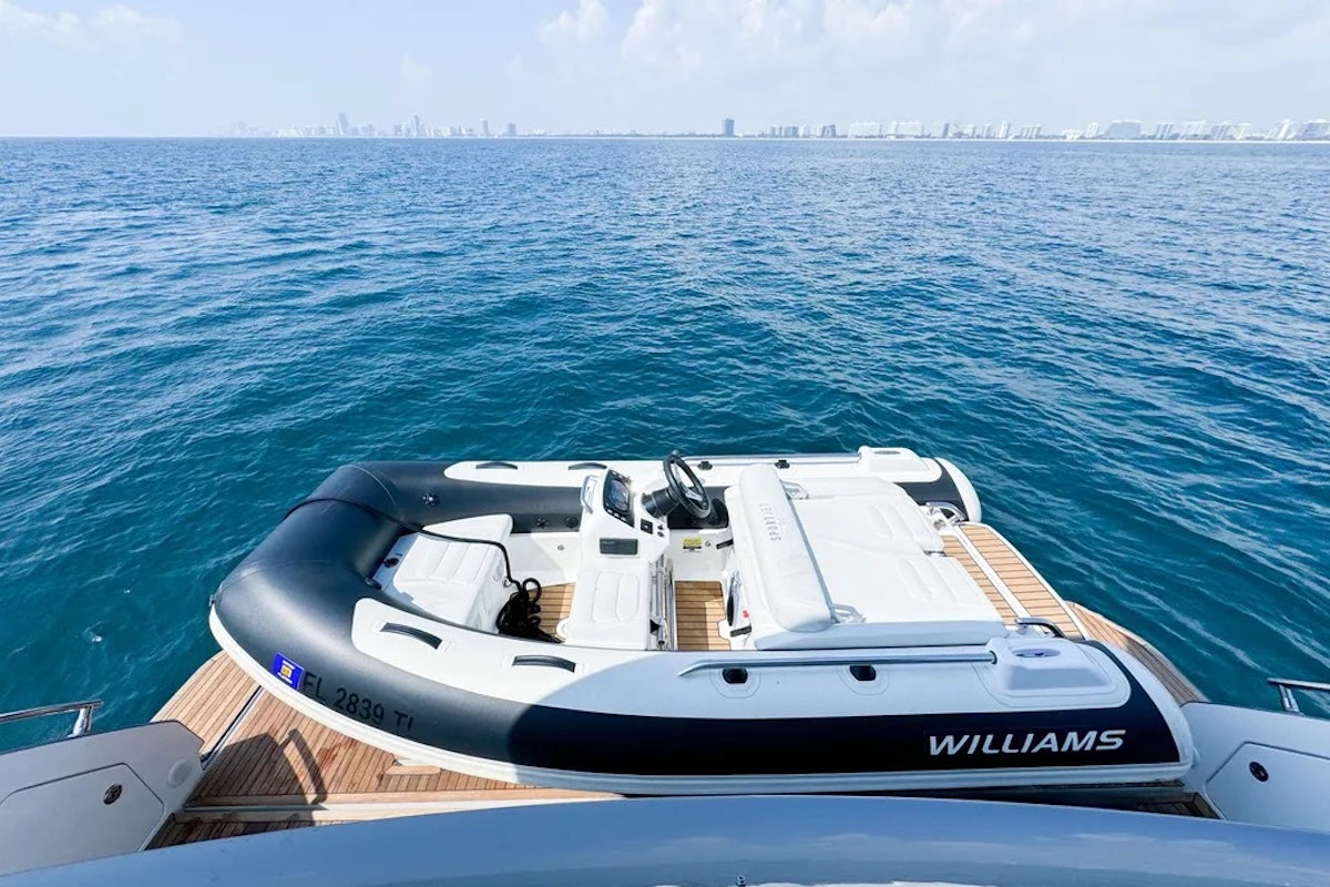 Azimut 70 pieds | Spysea