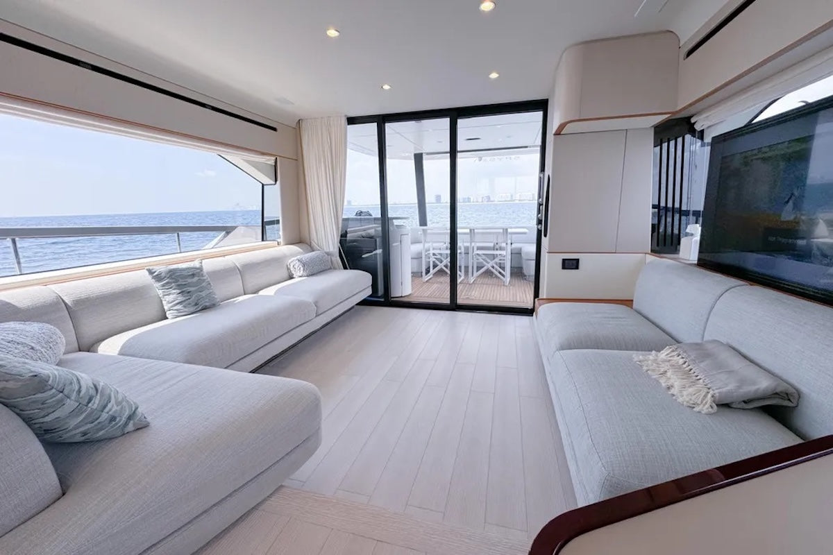 Azimut 70 pieds | Spysea
