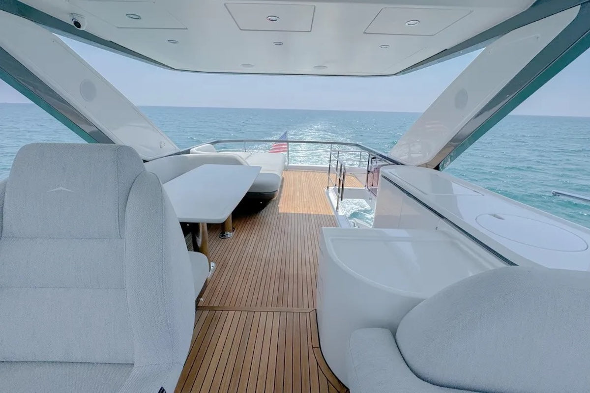 Azimut 70 pieds | Spysea